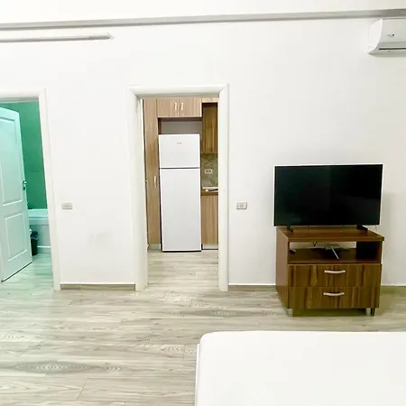 Apartment Adress Cd21 *